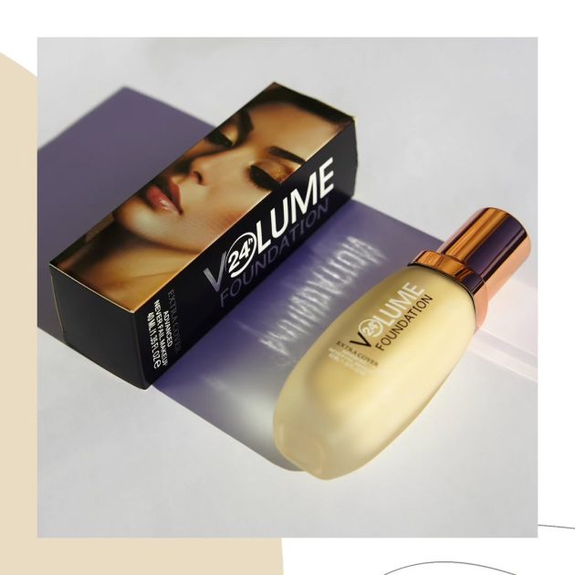 Fond de teint VOLUME 3X1 : •texture matifiante et non grasse •longue tenue jusqu'à 24h •haute couvrance  Les brillances non désirées sont contrôlées, le teint matifié et la peau tout de même hydratée.